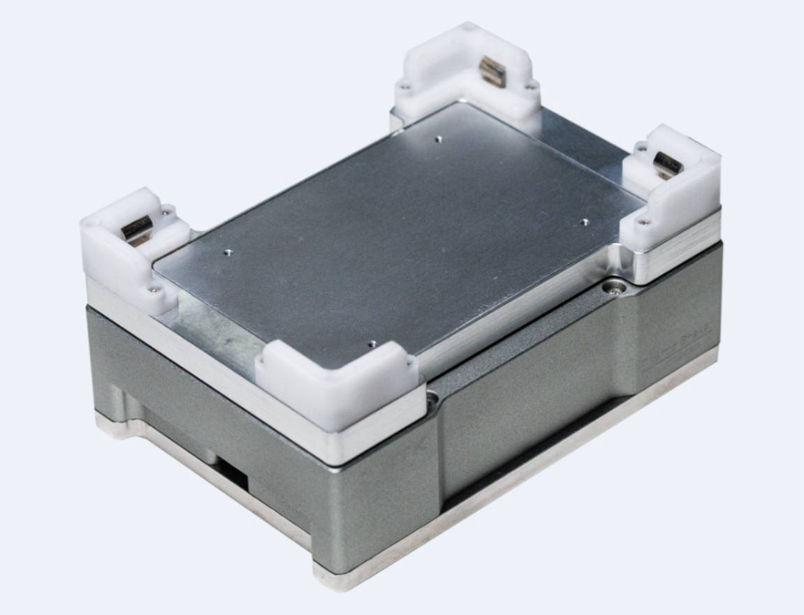 Heating and shaking module