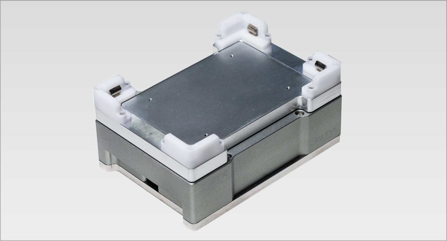 Heating and shaking module